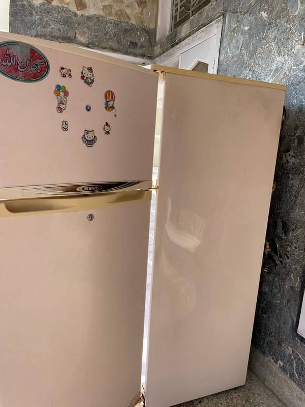 Refrigerator for sale company waves 2