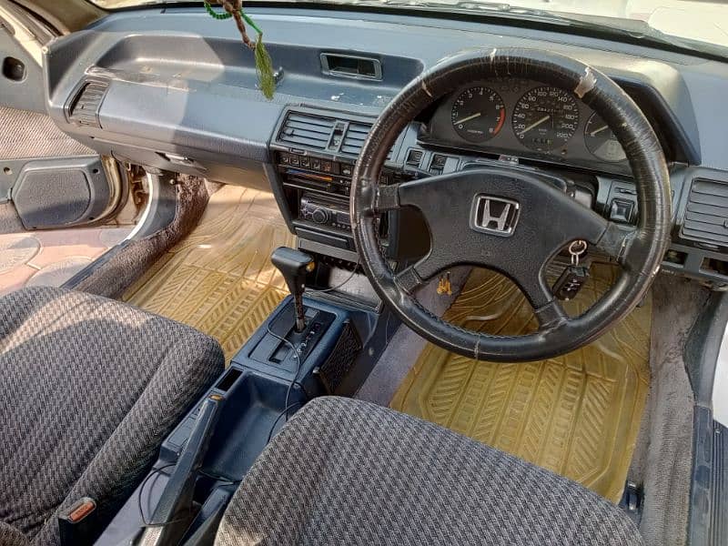 Honda Accord 1987 4