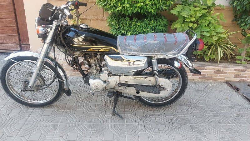 Honda cg 125 spicel edition 1