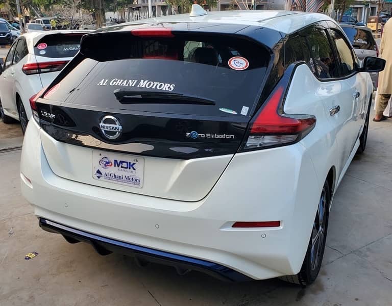 NISSAN LEAF (XV) SELECTION MODEL 2021 IMPORT 2024 FRESH 2