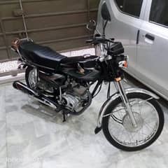 Model 2023 Final demand  Rs. 210000 Single hand use.