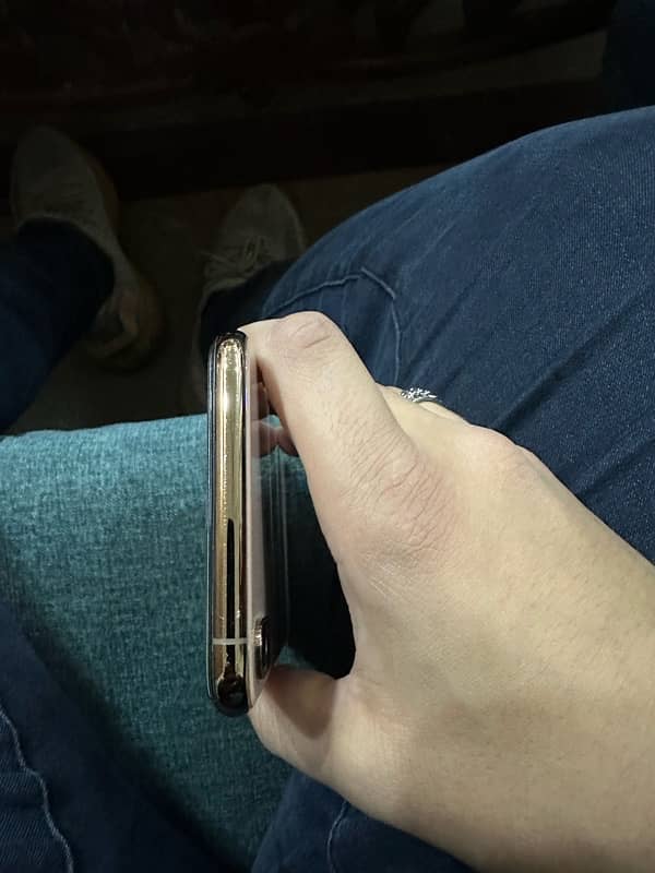 IPHONE XS MAX 2