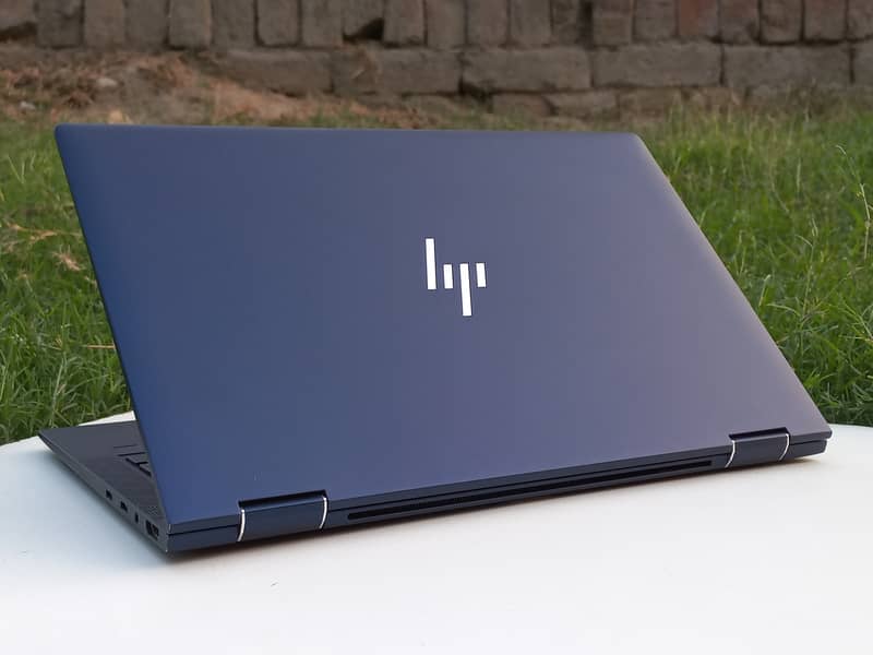 Hp Elite Dragonfly G2 Core i5 11th gen touch 360 14