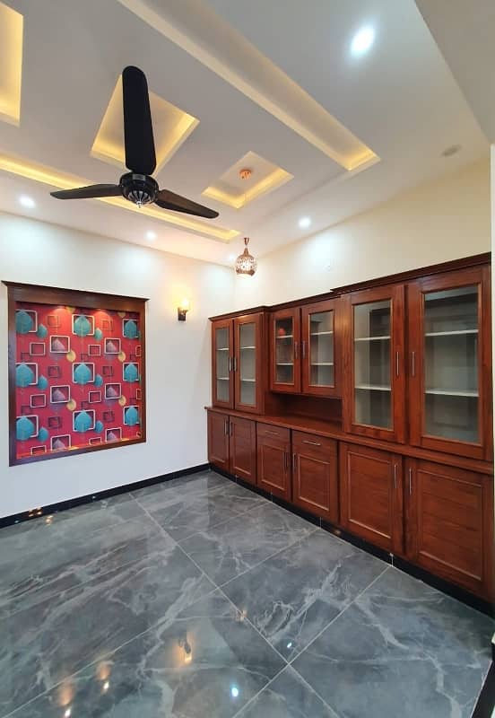 14 Marlas Tile Flooring House With Gas & Boring Available Near Kashmir Highway G-14/4 18