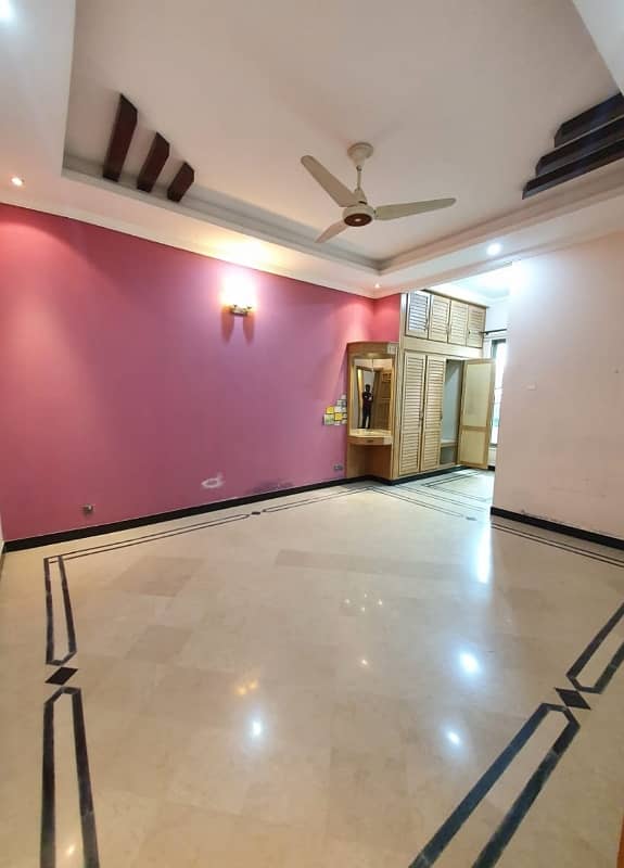 14 Marlas Open Basement Everything Separate Car Parking Near Market & Park G-13/3 11