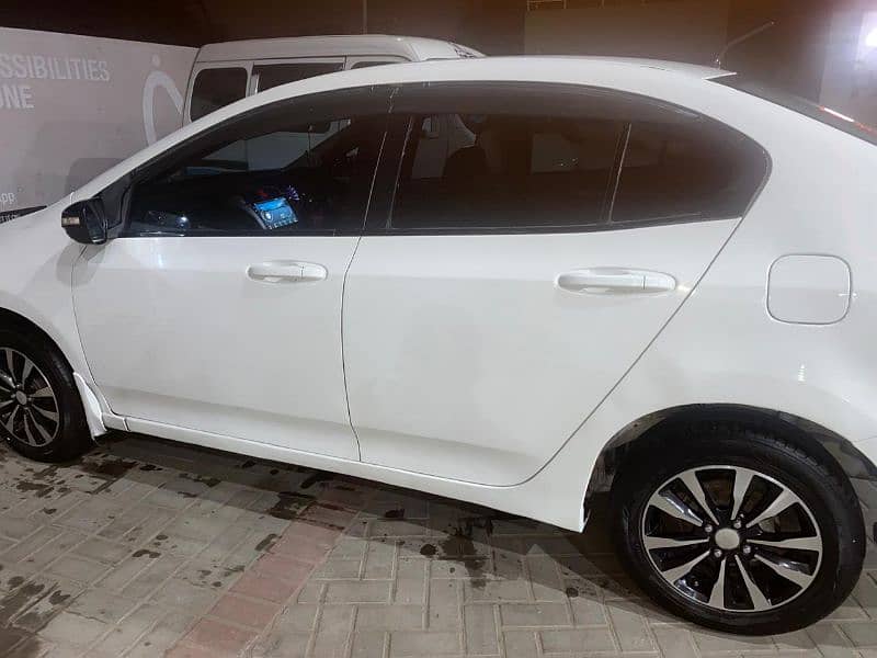 Honda City IVTEC 2015 6