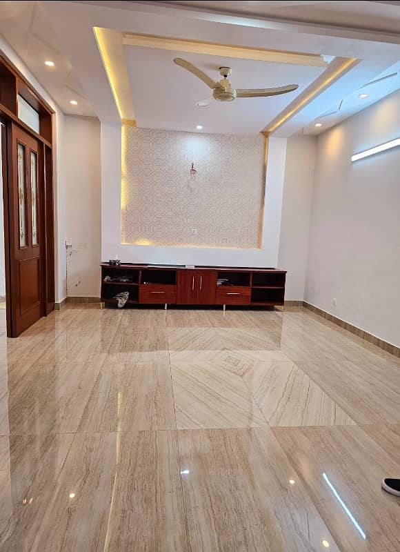 8 Marlas Tile Flooring Ground floor Gas Water Bore Located Near the Mosque and market G-13 6