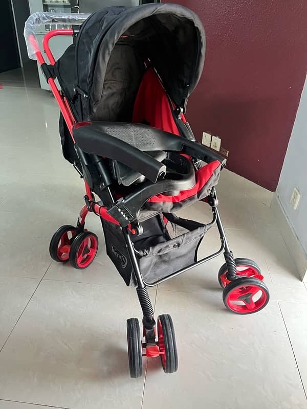 Red and black felcraft baby pram! 1