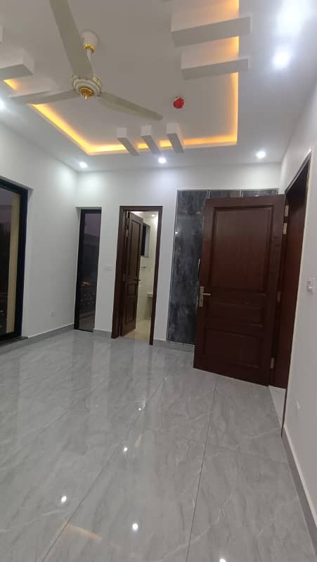 DHA 9 Town - Block C Luxury Brand New 5 Marla House For Sale 12