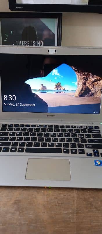 Sony Vaio i7 3rd gen 8gb RAM 500gb storage 13 in screen for sale 0