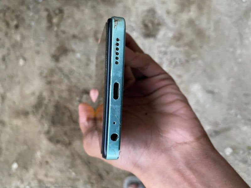 Infinix smart 8 condition 10/10 ha 5