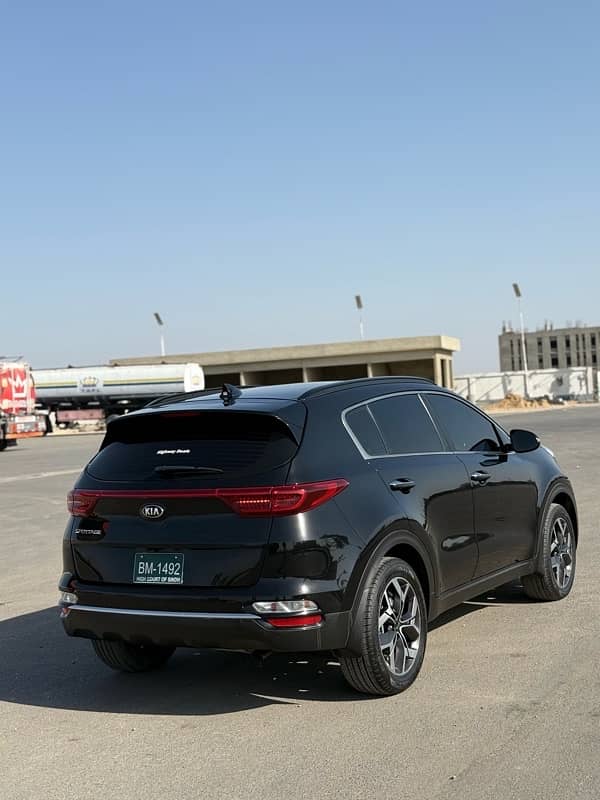 KIA Sportage 2023 FWD 4