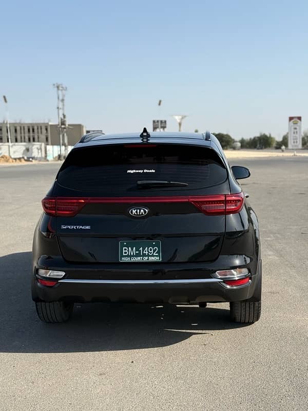 KIA Sportage 2023 FWD 5