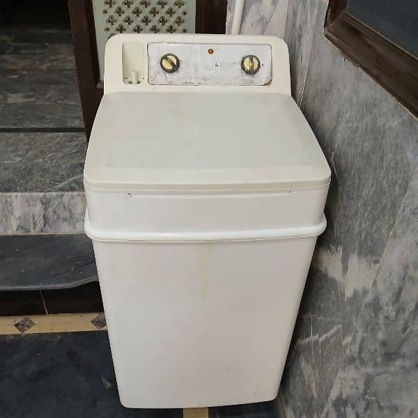 washing machine in good condition 4