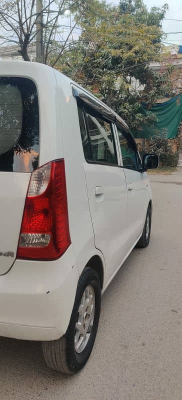 Suzuki Wagon R 2016 4