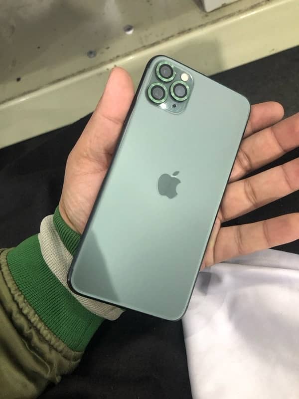 iPhone 11 Pro Max 256 gb non PTA JV 3