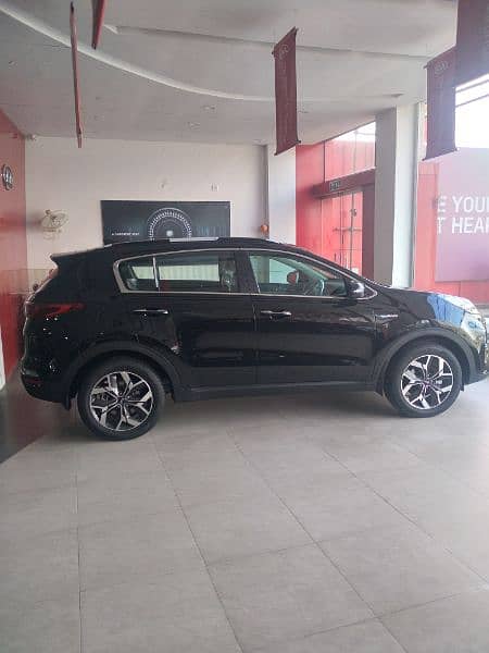 A brand new Kia Sportage car AWD 2025 model avlbl. 0