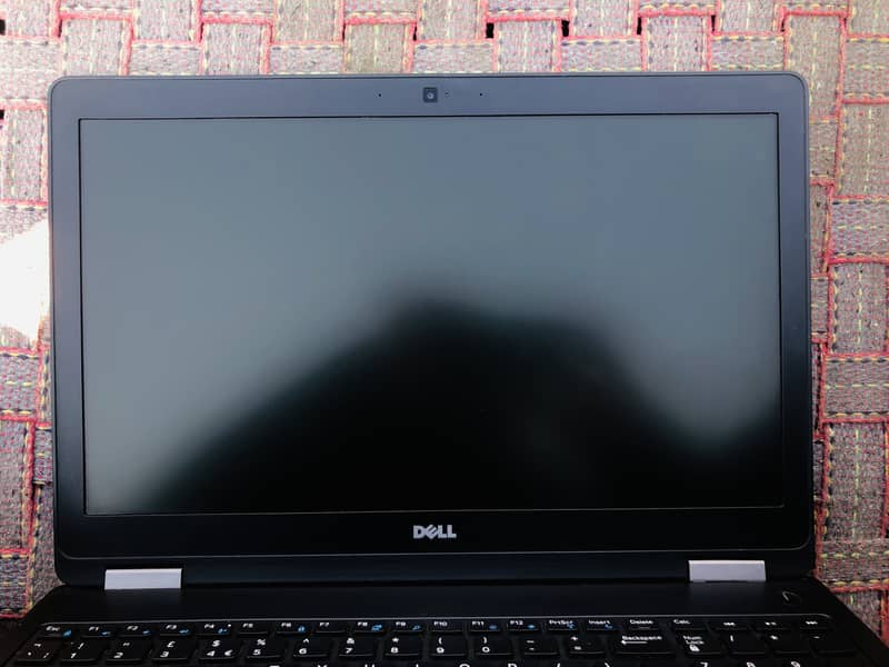 Dell Latitude E5570 Core i3 6th Gen, 8GB, 128GB SSD,Excellent Battery 2