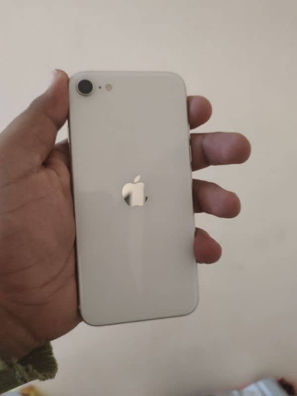 iphone se 2020 white 0