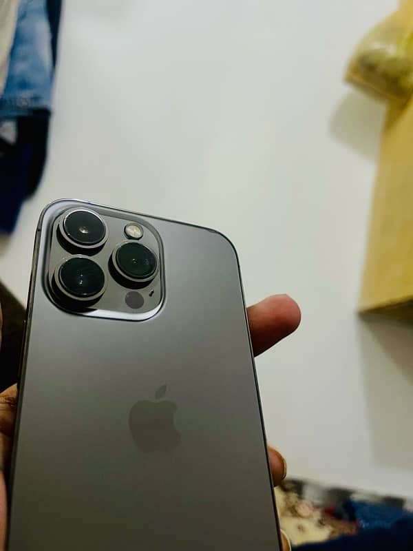 iphone 13 pro 2