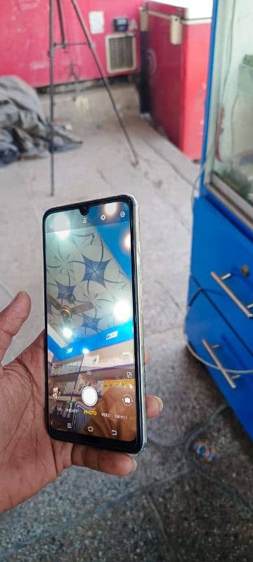 vivo s1 Total geniun hai All okay Just mobile and charger 4