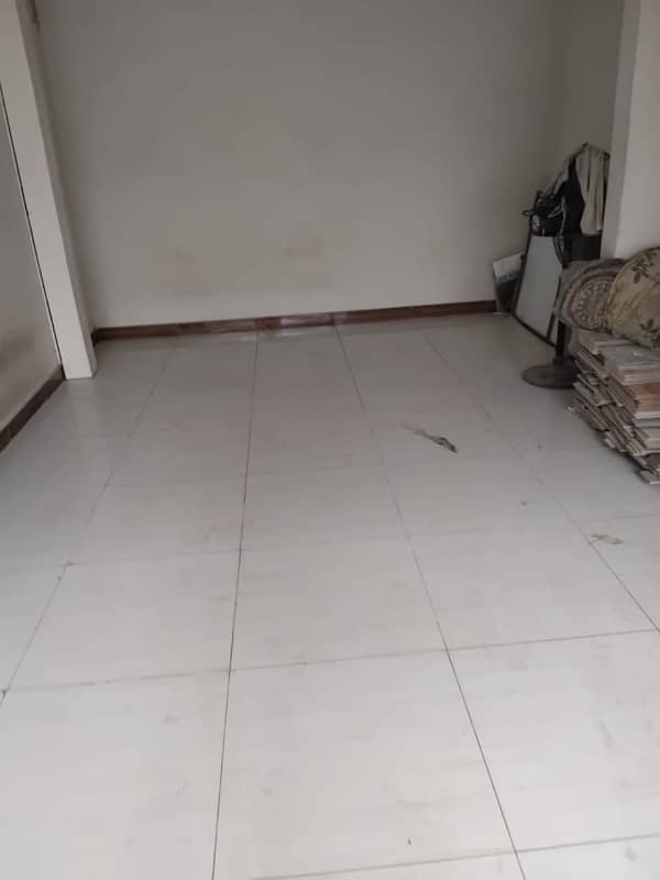 Shop Available For Rent 10*28 With Washroom 6