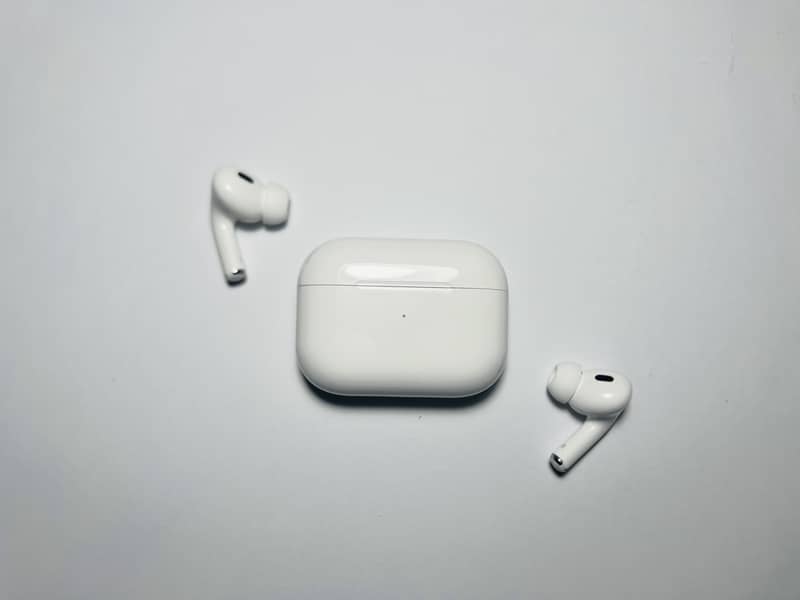 Aipods Pro 2 ANC USB-C with free airpod case cover 1