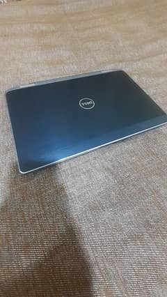 Laptop Dell Latitude E6320