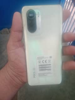 box available 8+4gb Ram 256 memory light single line