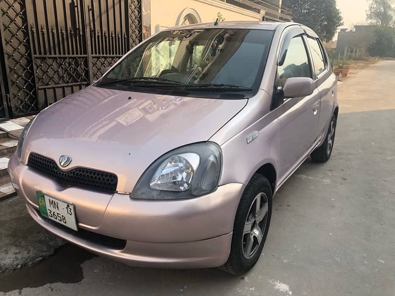 Toyota Vitz 2000 7