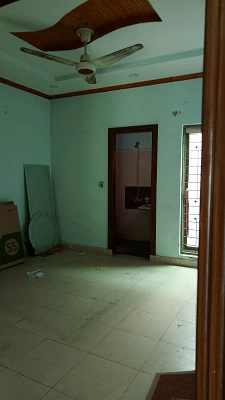 5 Marla house for rent in johar town for family and female near LGS school 20