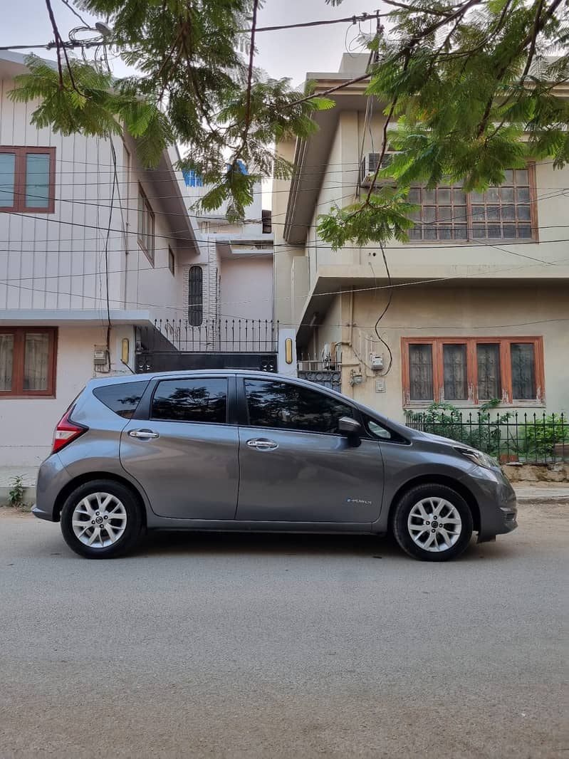 Nissan Note E Power 2018 4