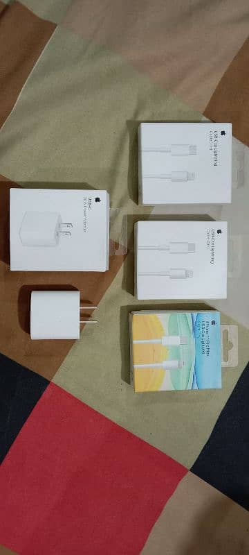 Iphone 20w Adapters 0