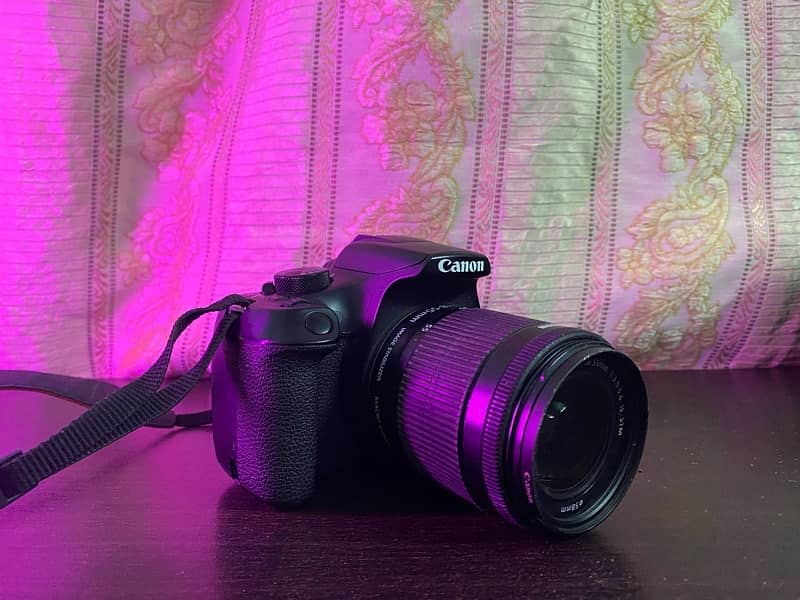 CANON 1300D with 18-55 Lens 0