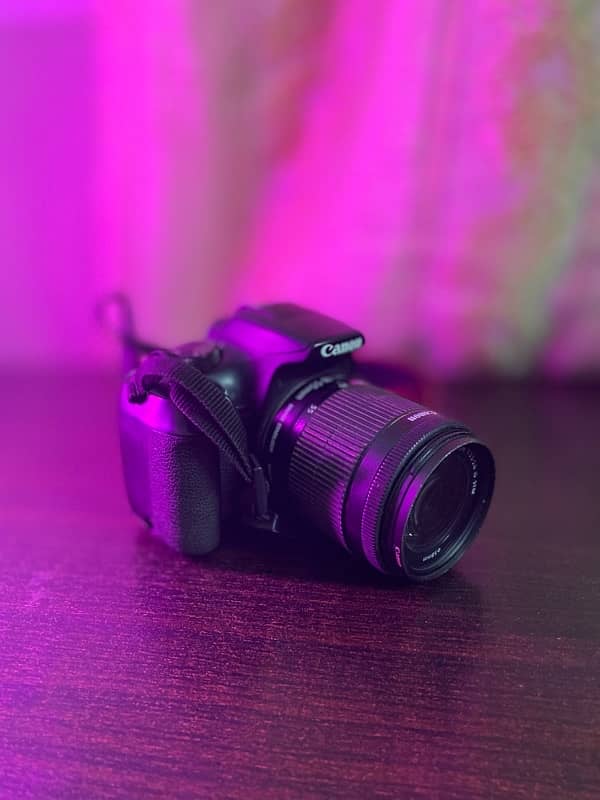 CANON 1300D with 18-55 Lens 2