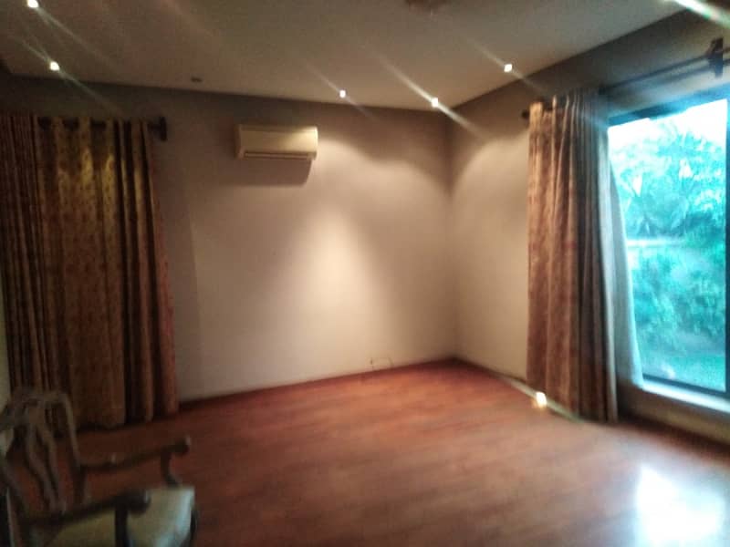 1 Kanal Super Out House Prime Hot For Sale dha Phase4 12