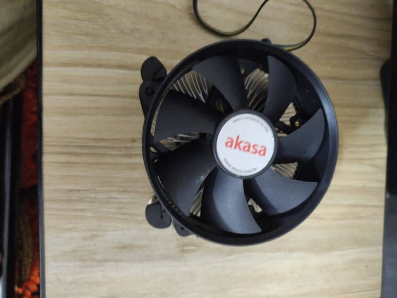 Cpu Cooler With Fan 0