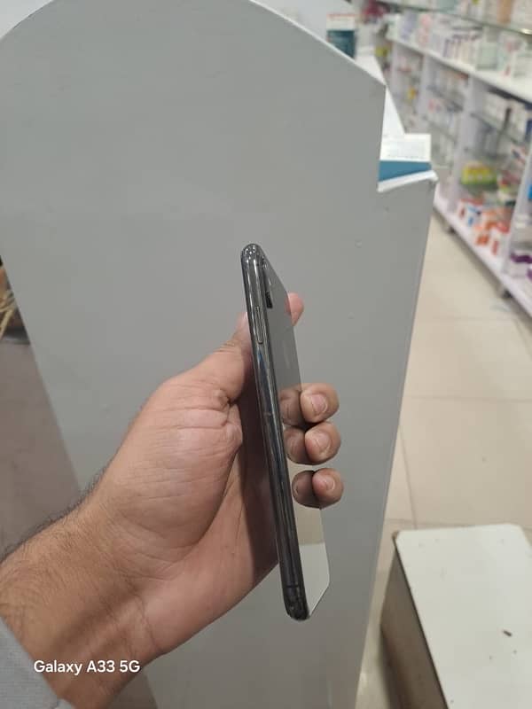 I PHONE XS MAX 64 gb non pta 3