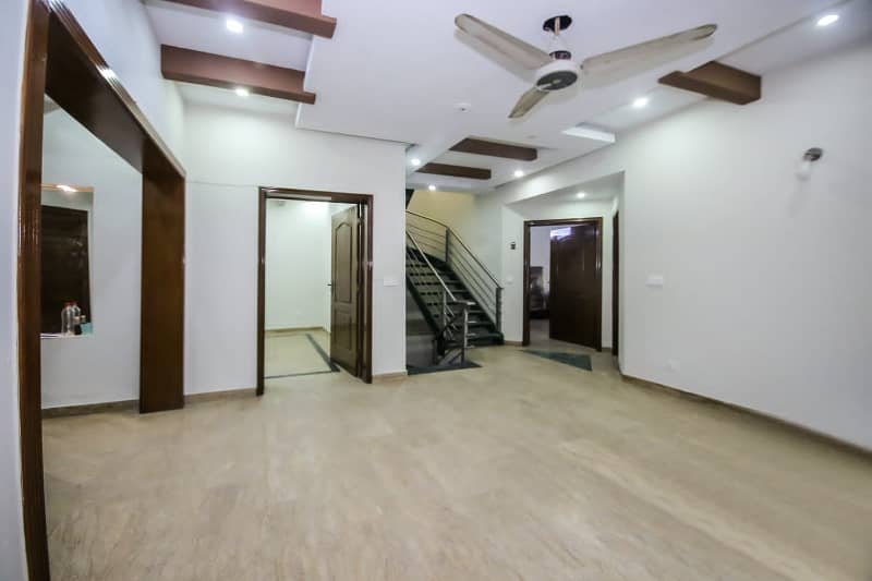 CAPITAL GROUP OFFER ORIGINAL PICS OUT CLASS 10 MARLA SLIGHTLY USED JUST LIKE BRAND NEW HOUSE WITH BASEMENT FOR SALE IN DHA PHASE 2. 6