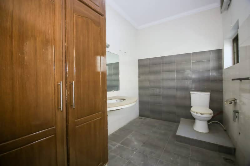 CAPITAL GROUP OFFER ORIGINAL PICS OUT CLASS 10 MARLA SLIGHTLY USED JUST LIKE BRAND NEW HOUSE WITH BASEMENT FOR SALE IN DHA PHASE 2. 12