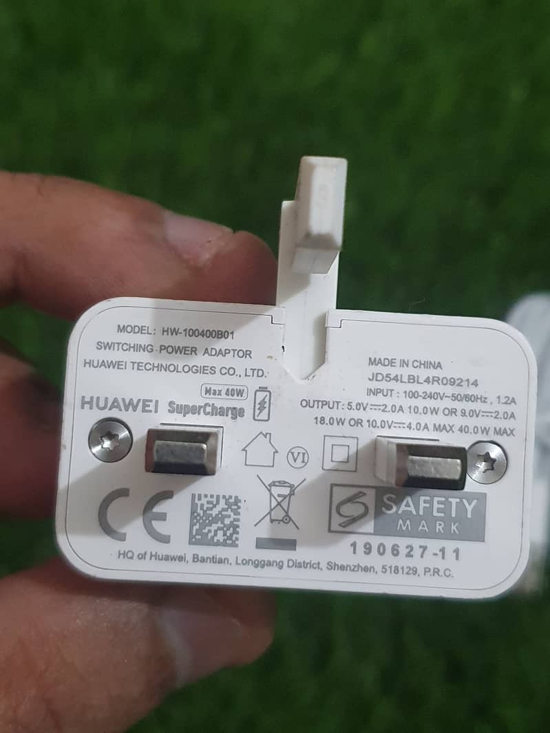 HUAWEI 40 W BOX PULLED ORIGINAL CHARGER WITH TYPE C CABLE 2