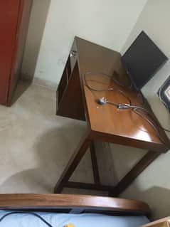 office table urgent sale