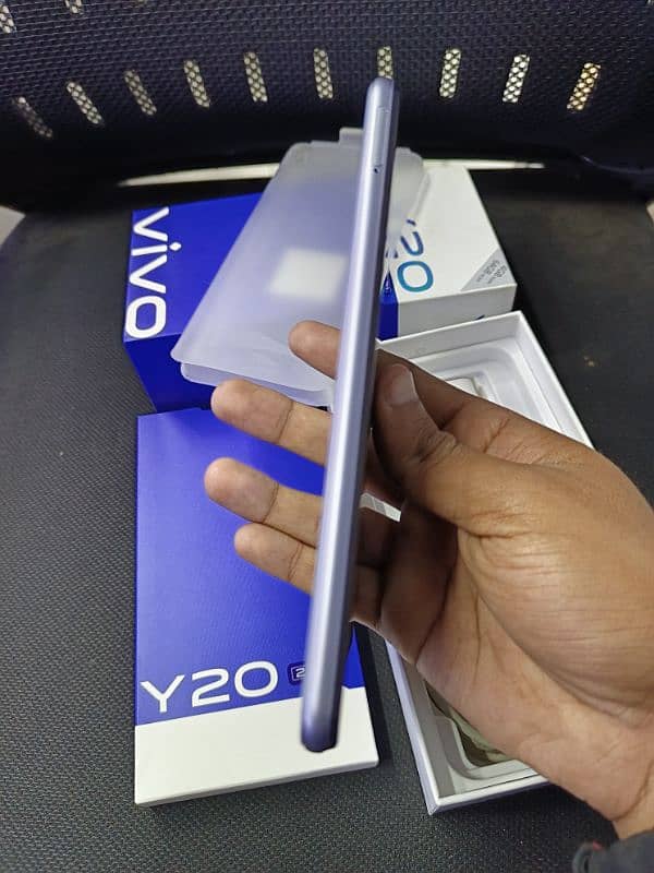 vivo y20 new condition 4