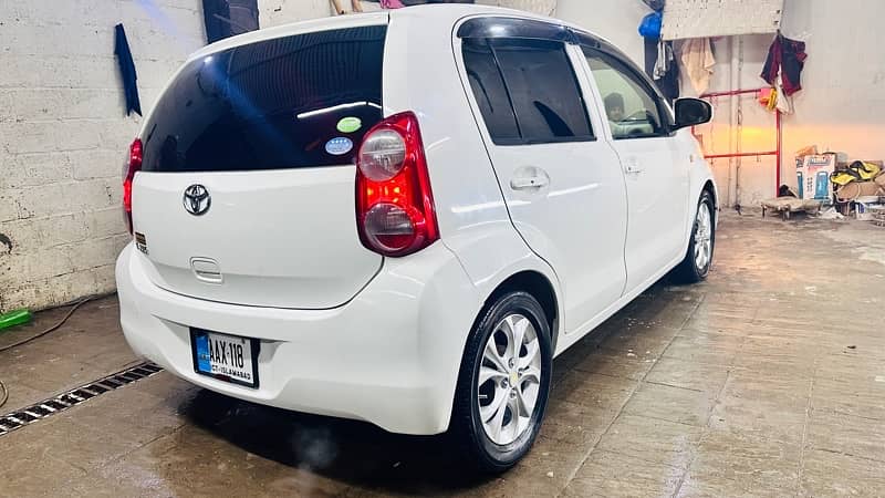 Toyota Passo 2013 3