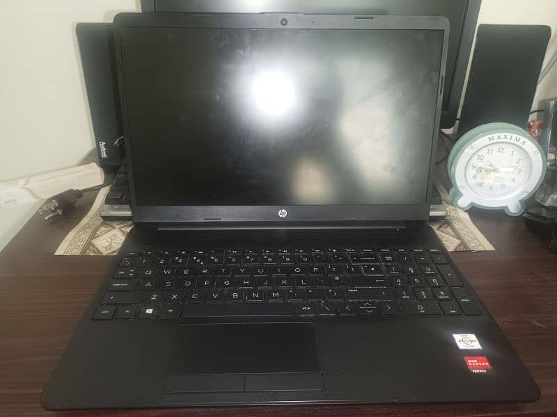 HP Laptop 15-GW0XXX 1