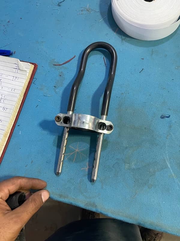 KYH atlas stamp wala orignal silancer or tair lock donu Rs8000 3