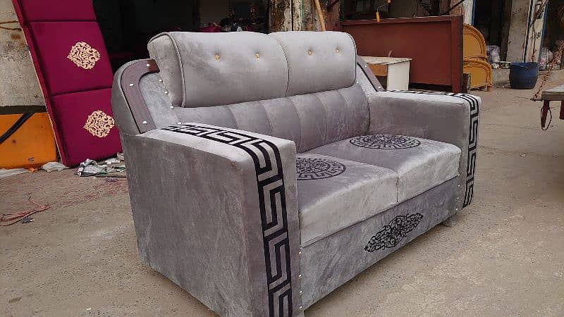 Beautiful Sofa Set 5