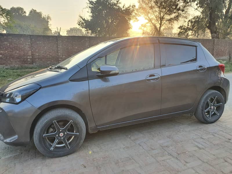 Toyota Vitz 2018 1