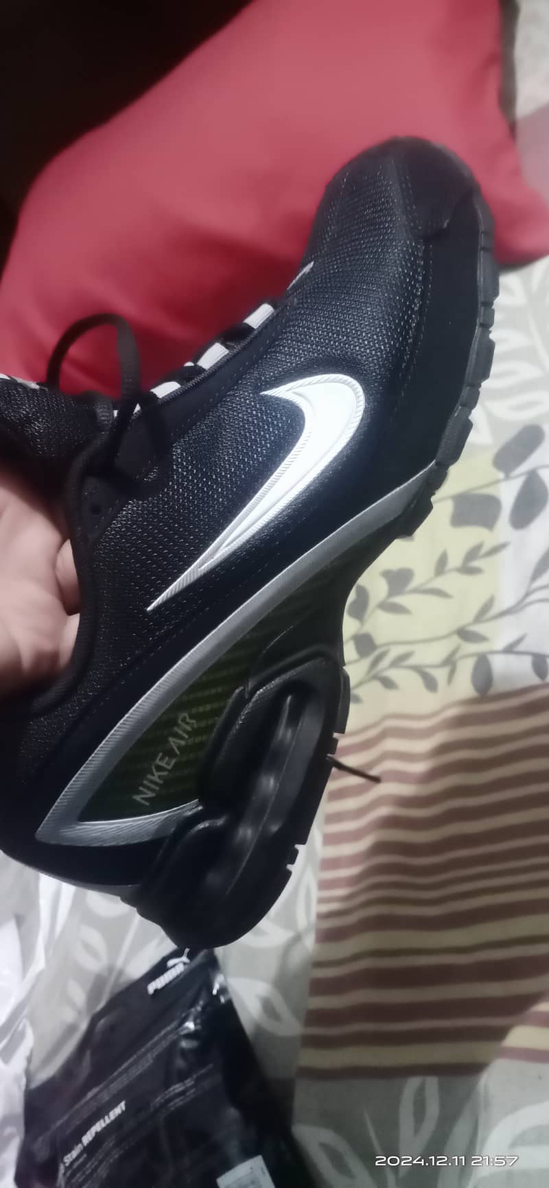 Original Nike Shoes with polish 2