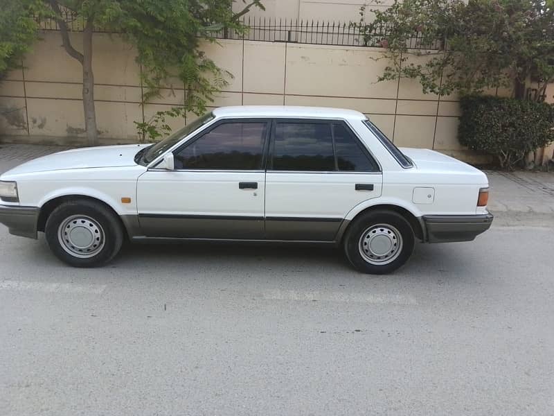 Nissan Blue Bird 1986 6